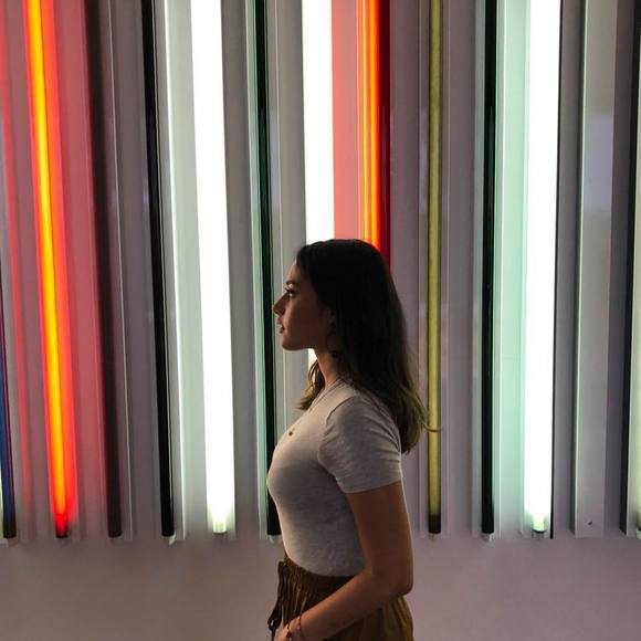 Meet your Posher, Mahum - Picture 1 of 1